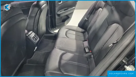 KIA K5 2.0 LPI RENTAL CAR