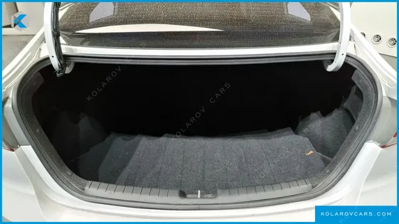 HYUNDAI ELANTRA (AVANTE) 1.6 GDI VALUE PLUS