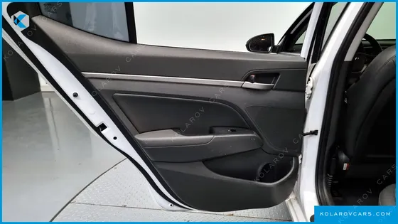 HYUNDAI ELANTRA (AVANTE) 1.6 GDI VALUE PLUS