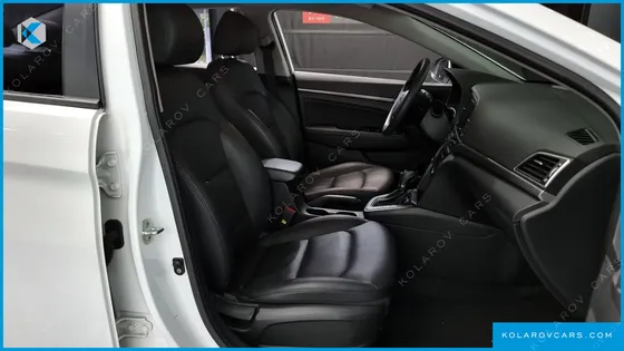 HYUNDAI ELANTRA (AVANTE) 1.6 GDI VALUE PLUS