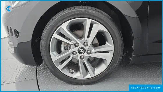 HYUNDAI ELANTRA (AVANTE) 1.6 GDI VALUE PLUS