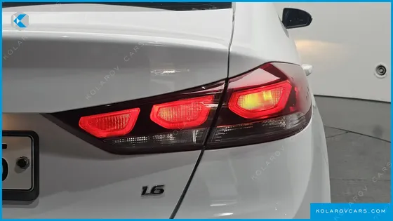 HYUNDAI ELANTRA (AVANTE) 1.6 GDI VALUE PLUS
