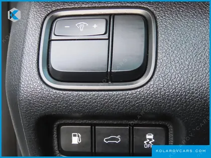 KIA K5 2.0 LPI RENTAL CAR