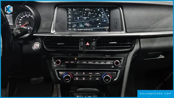 KIA K5 2.0 LPI RENTAL CAR