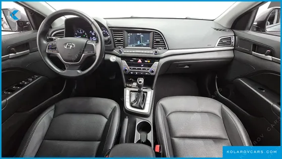 HYUNDAI ELANTRA (AVANTE) 1.6 GDI SMART