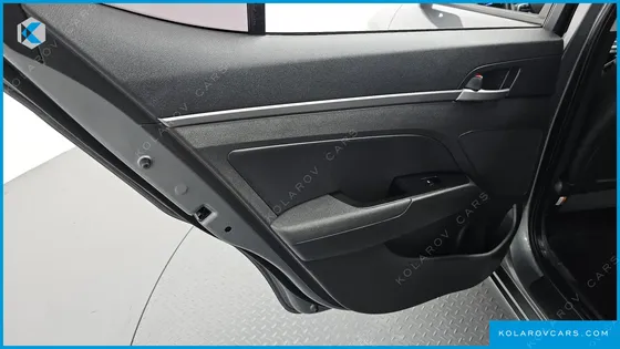 HYUNDAI ELANTRA (AVANTE) 1.6 GDI SMART