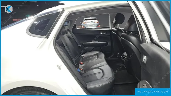 KIA K5 2.0 LPI RENTAL CAR
