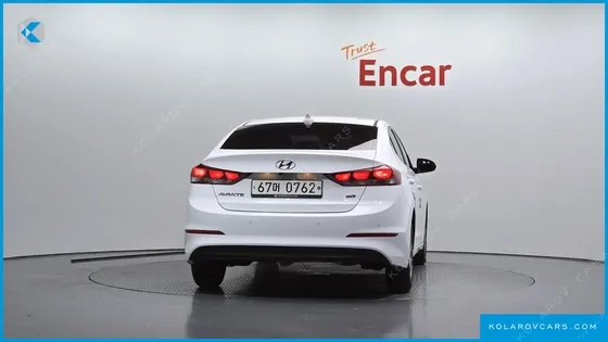 HYUNDAI ELANTRA (AVANTE) 1.6 GDI SMART