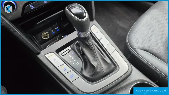 HYUNDAI ELANTRA (AVANTE) 1.6 GDI SMART