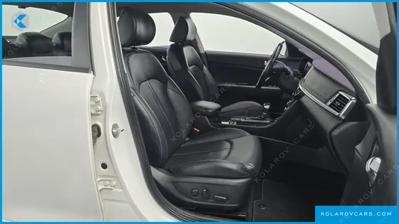 KIA K5 2.0 LPI RENTAL CAR