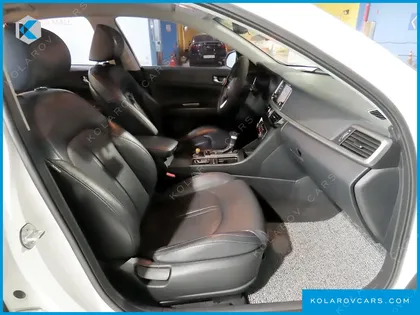 KIA K5 2.0 LPI RENTAL CAR