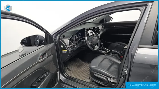 HYUNDAI ELANTRA (AVANTE) 1.6 GDI SMART