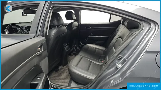 HYUNDAI ELANTRA (AVANTE) 1.6 GDI SMART
