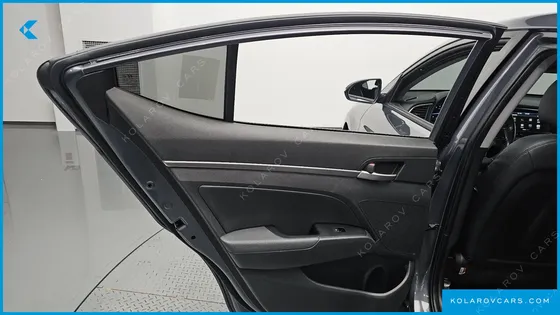 HYUNDAI ELANTRA (AVANTE) 1.6 GDI SMART