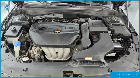 KIA K5 2.0 LPI RENTAL CAR