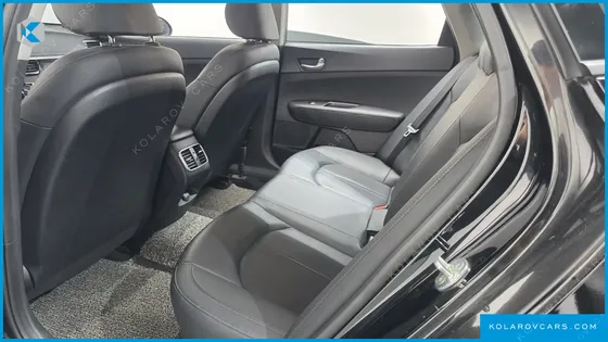 KIA K5 2.0 LPI RENTAL CAR