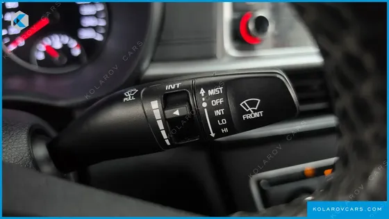 KIA K5 2.0 LPI RENTAL CAR