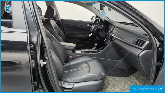 KIA K5 2.0 LPI RENTAL CAR
