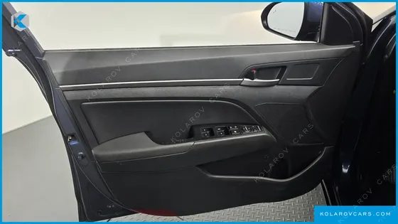 HYUNDAI ELANTRA (AVANTE) 1.6 GDI VALUE PLUS