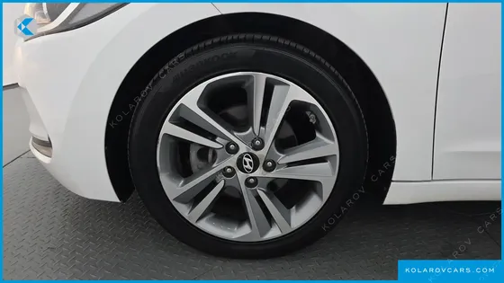 HYUNDAI ELANTRA (AVANTE) 1.6 GDI VALUE PLUS