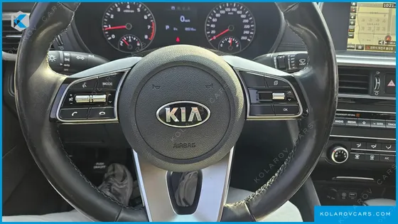 KIA K5 2.0 LPI RENTAL CAR