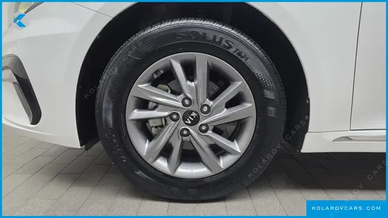 KIA K5 2.0 LPI RENTAL CAR