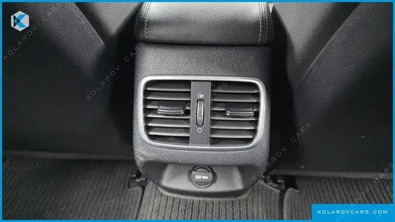 KIA K5 2.0 LPI RENTAL CAR