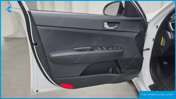 KIA K5 2.0 LPI RENTAL CAR