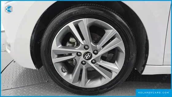 HYUNDAI ELANTRA (AVANTE) 1.6 GDI VALUE PLUS