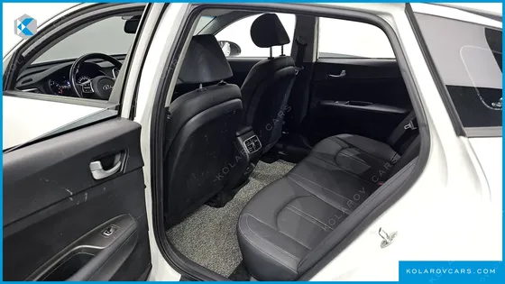 KIA K5 2.0 LPI RENTAL CAR