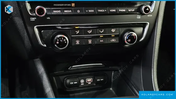KIA K5 2.0 LPI RENTAL CAR