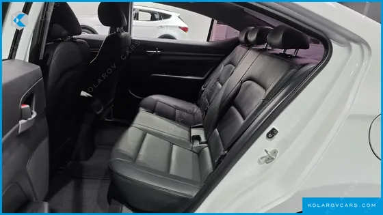 HYUNDAI ELANTRA (AVANTE) 1.6 GDI VALUE PLUS