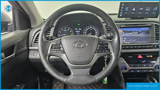 HYUNDAI ELANTRA (AVANTE) 1.6 LPI SMART (RENTAL CAR)