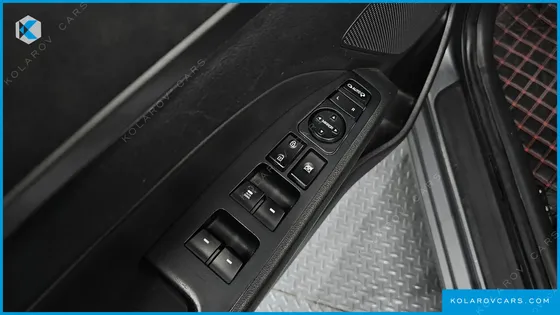 HYUNDAI ELANTRA (AVANTE) 1.6 LPI SMART (RENTAL CAR)