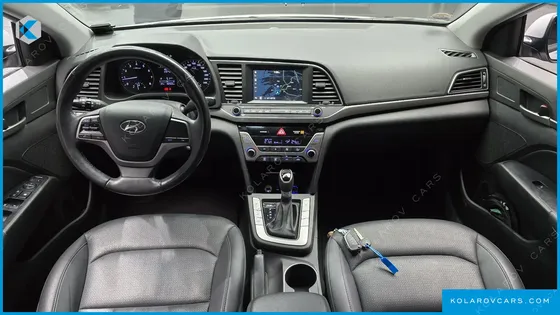 HYUNDAI ELANTRA (AVANTE) 1.6 GDI SMART