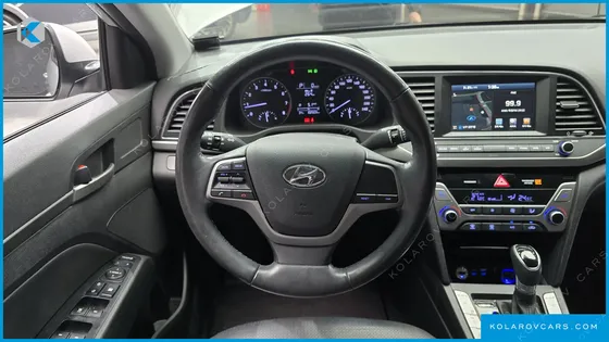 HYUNDAI ELANTRA (AVANTE) 1.6 GDI SMART