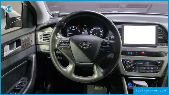 HYUNDAI SONATA 2.0 SMART