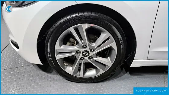 HYUNDAI ELANTRA (AVANTE) 1.6 GDI VALUE PLUS