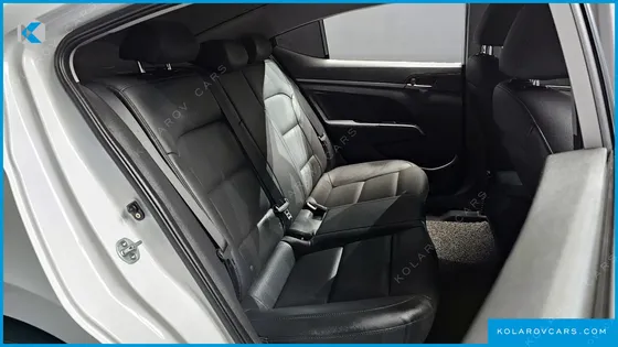 HYUNDAI ELANTRA (AVANTE) 1.6 GDI VALUE PLUS