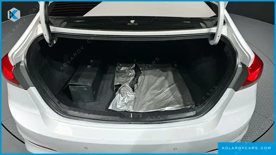 HYUNDAI ELANTRA (AVANTE) 1.6 GDI VALUE PLUS