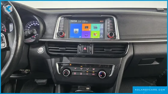 KIA K5 2.0 LPI RENTAL CAR