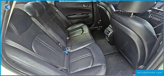 KIA K5 2.0 LPI RENTAL CAR