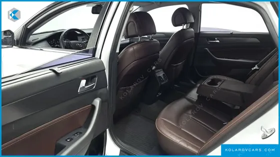 HYUNDAI SONATA 2.0 CARE+