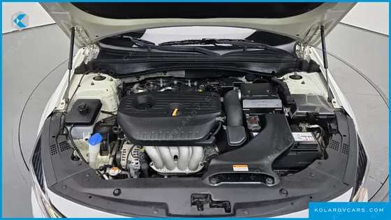 KIA K5 2.0 LPI RENTAL CAR