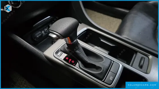 KIA K5 2.0 LPI RENTAL CAR