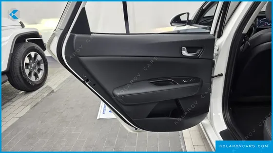 KIA K5 2.0 LPI RENTAL CAR