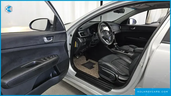 KIA K5 2.0 LPI RENTAL CAR