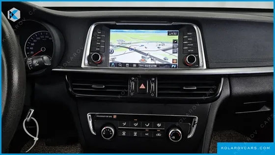KIA K5 2.0 LPI RENTAL CAR