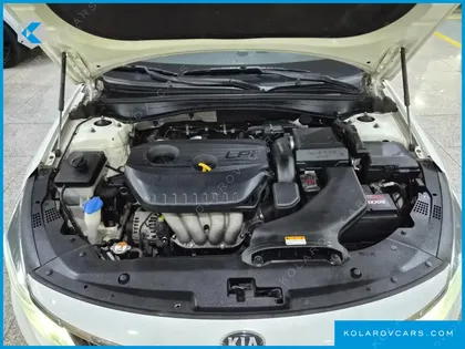 KIA K5 2.0 LPI RENTAL CAR