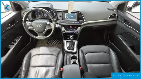 HYUNDAI ELANTRA (AVANTE) 1.6 GDI SMART